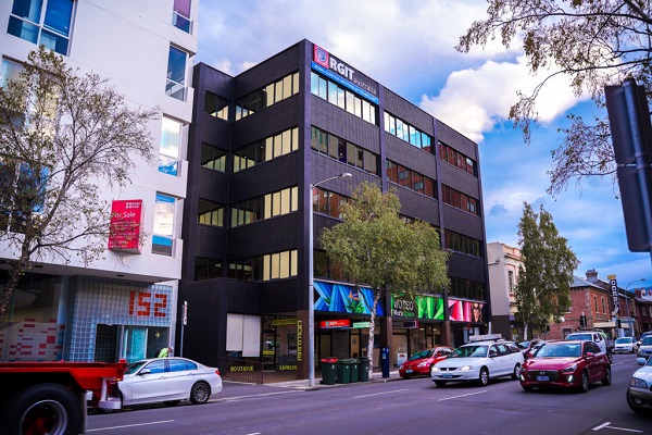 Royal Greenhill Institute of Technology (RGIT)